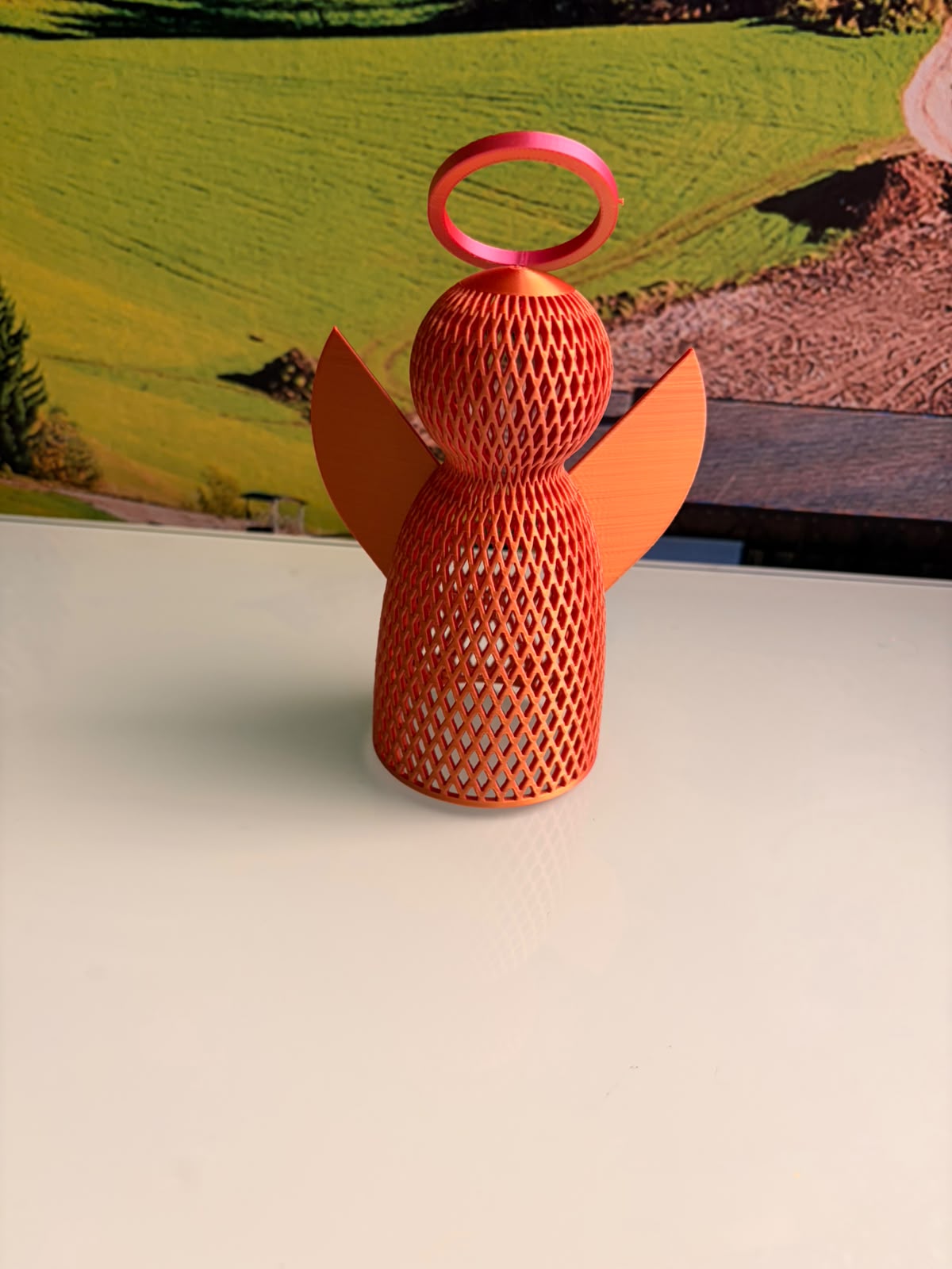 Decorațiune 3D Printată „Înger Păzitor” cu Halou și Aripile Deschise - imagine galerie
