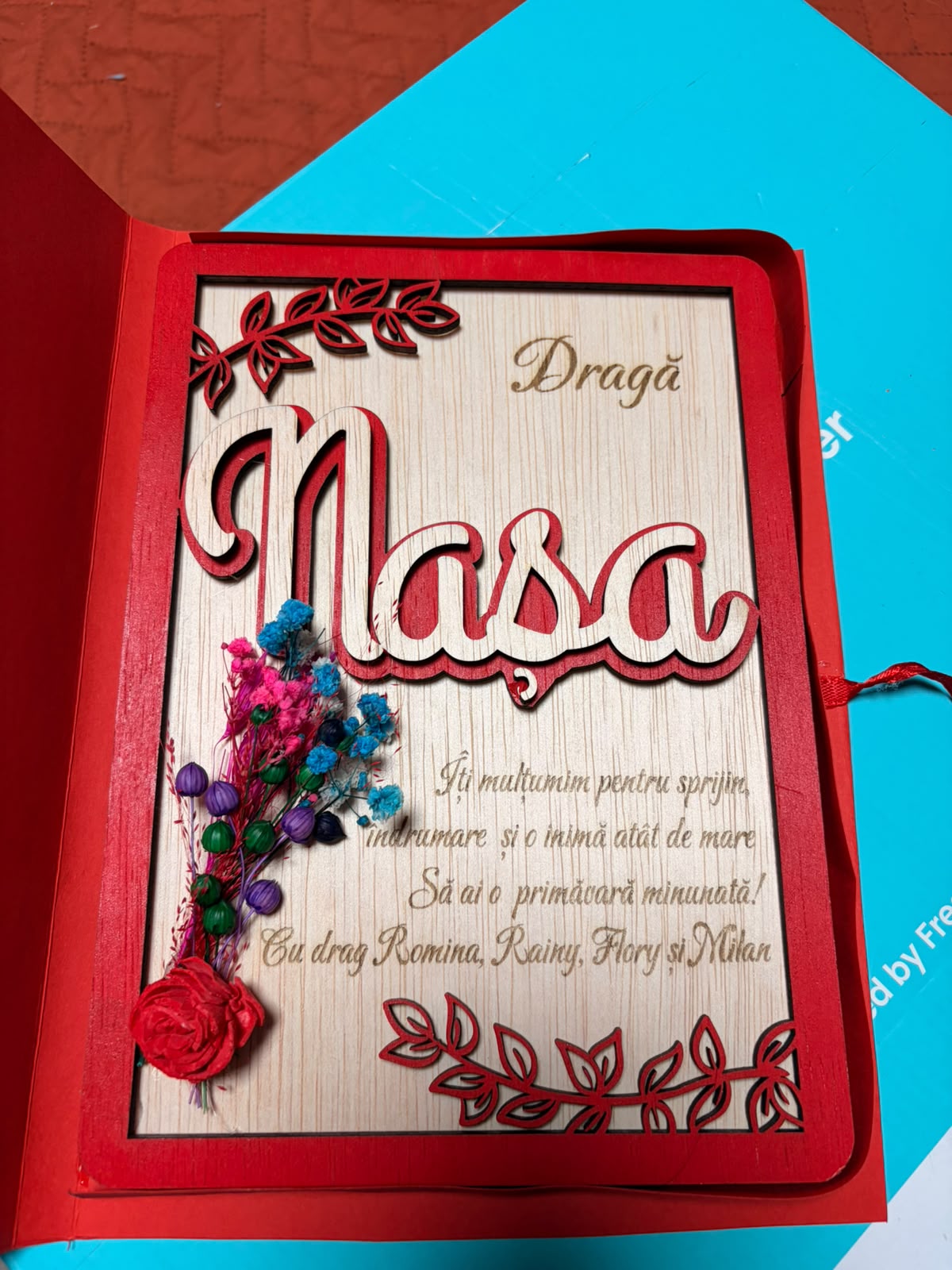 Cadouri Personalizate și Plachete Decorative cu Flori Stabilizate - imagine galerie