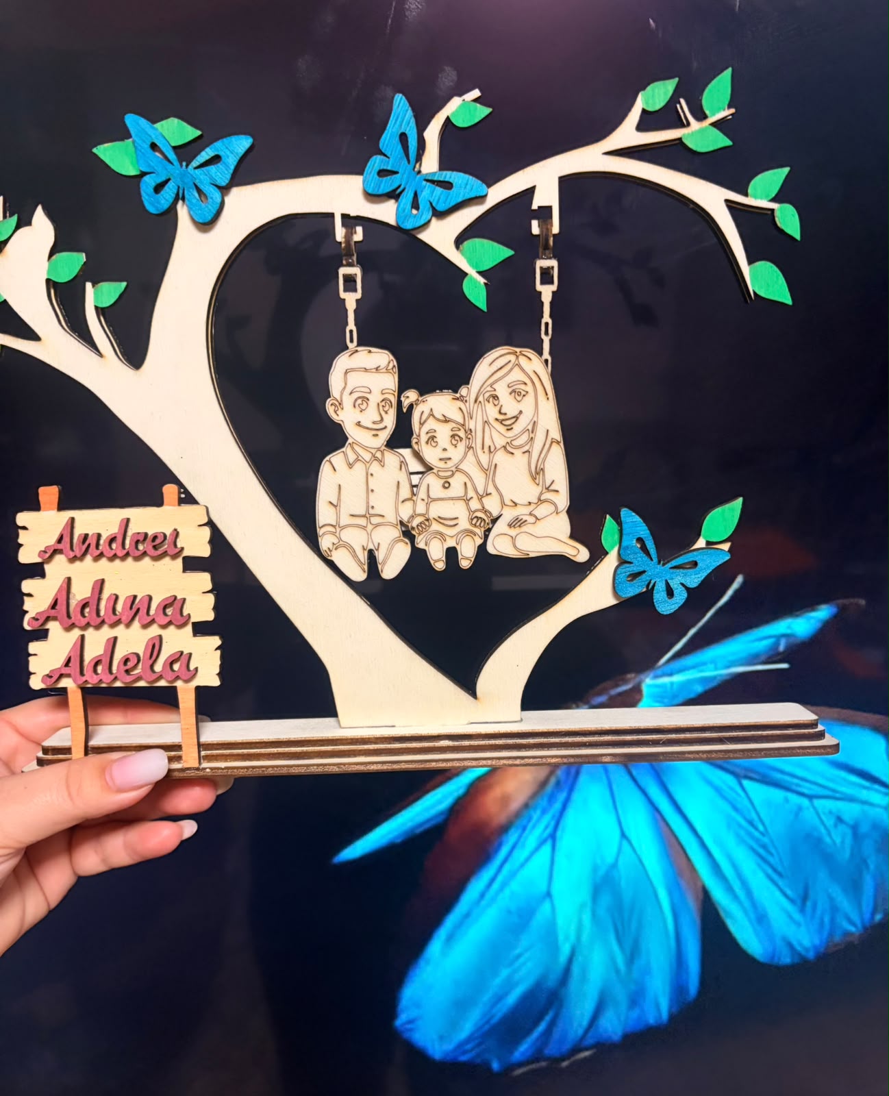 Leagan Decorativ Personalizat din Lemn cu Leagăn și Nume - imagine galerie