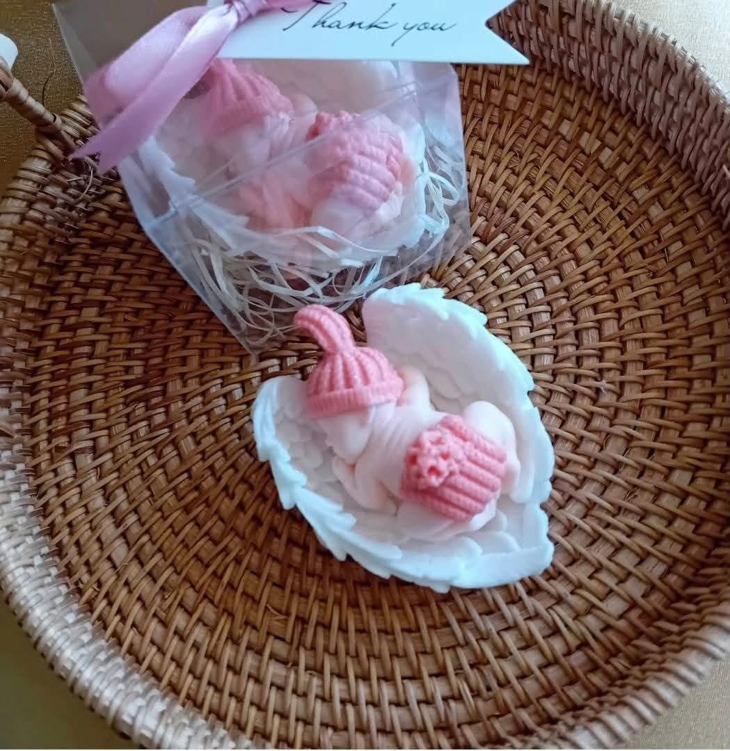 Colecție Mărturii Handmade – Lumânări și Figurine Personalizate pentru Botez și Evenimente – Kasem Studio - imagine galerie