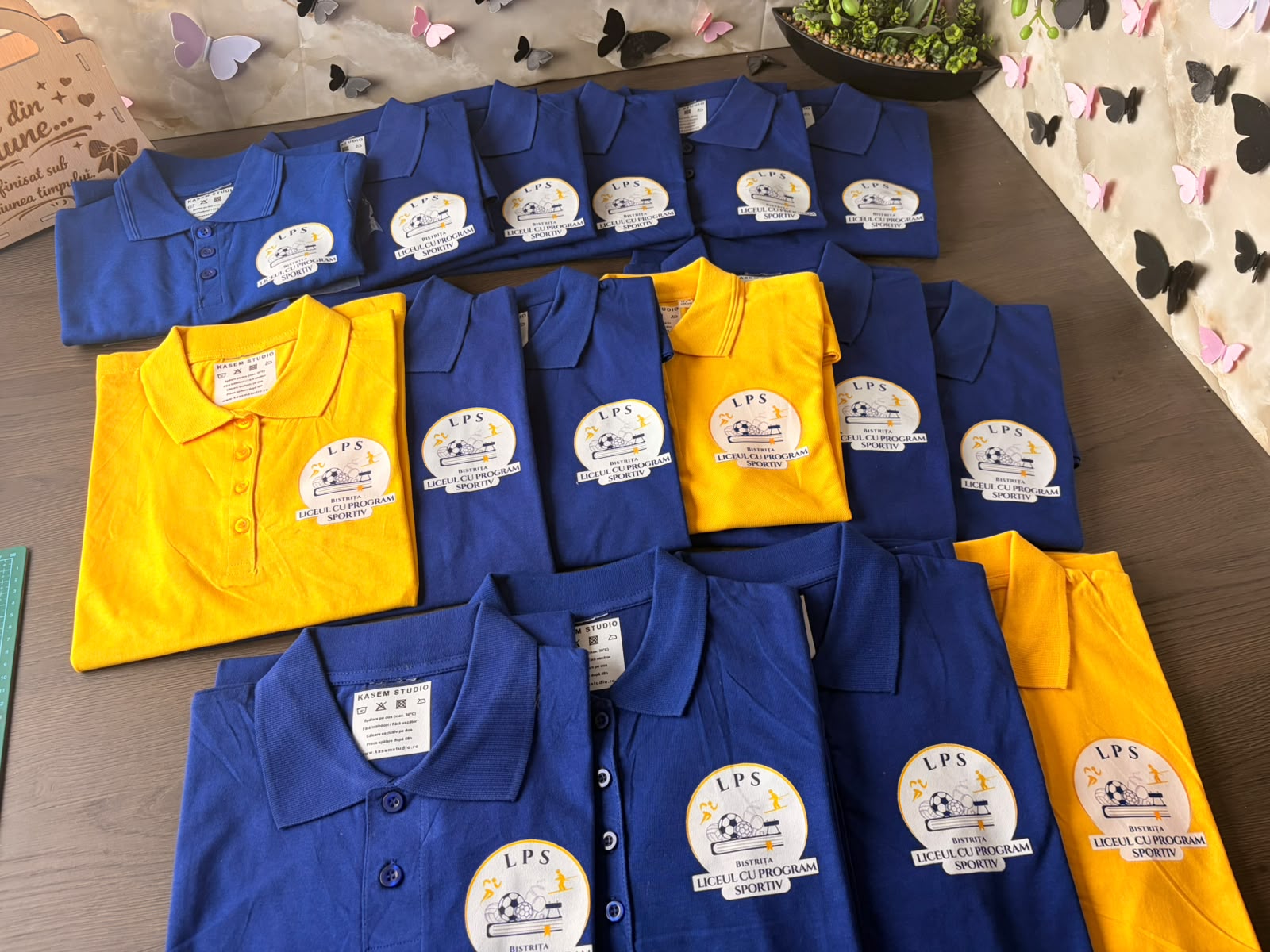 Tricou polo personalizat pentru școală / liceu