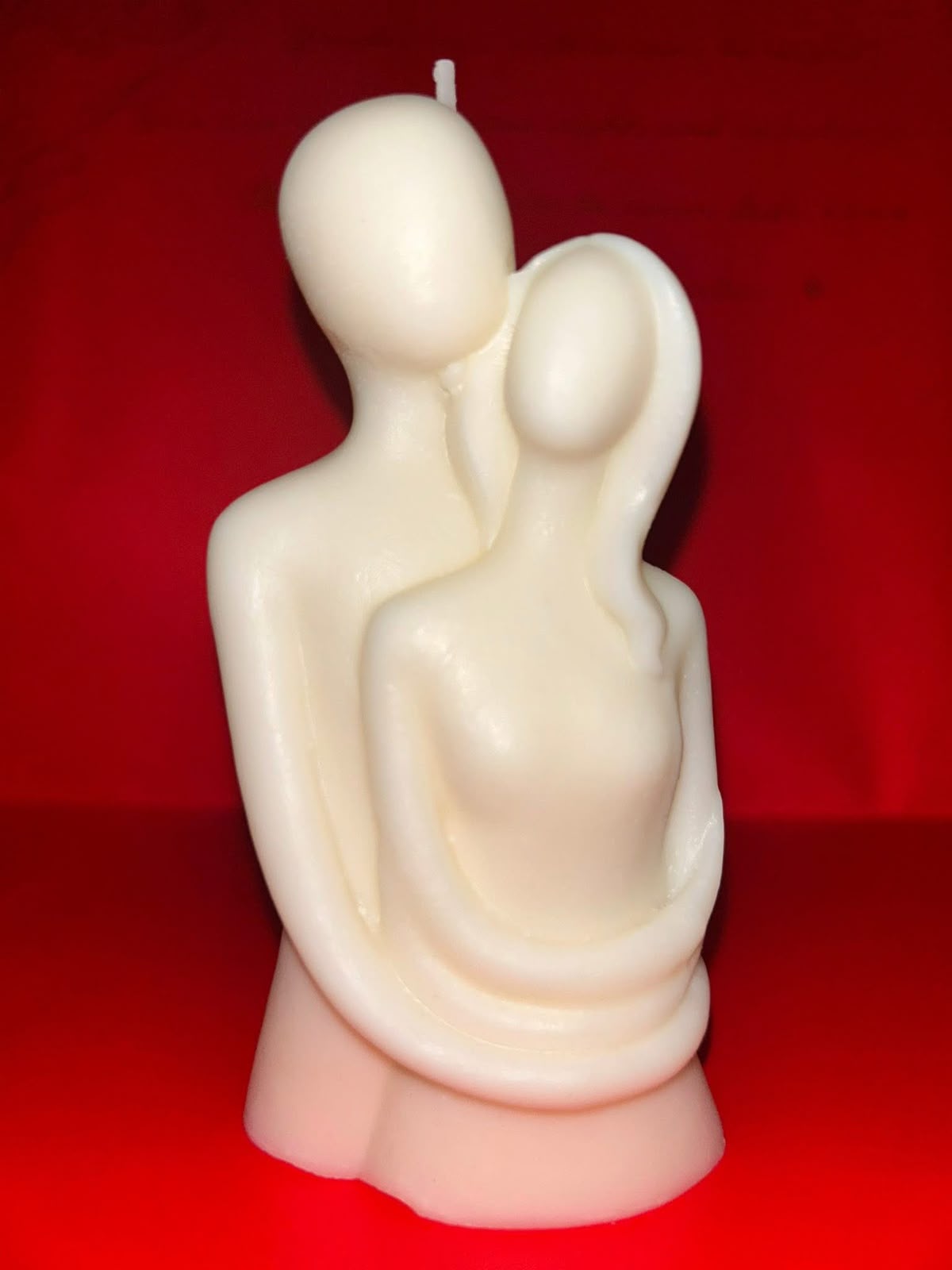 Lumânare Handmade Model Cuplu Îmbrățișat – Kasem Studio