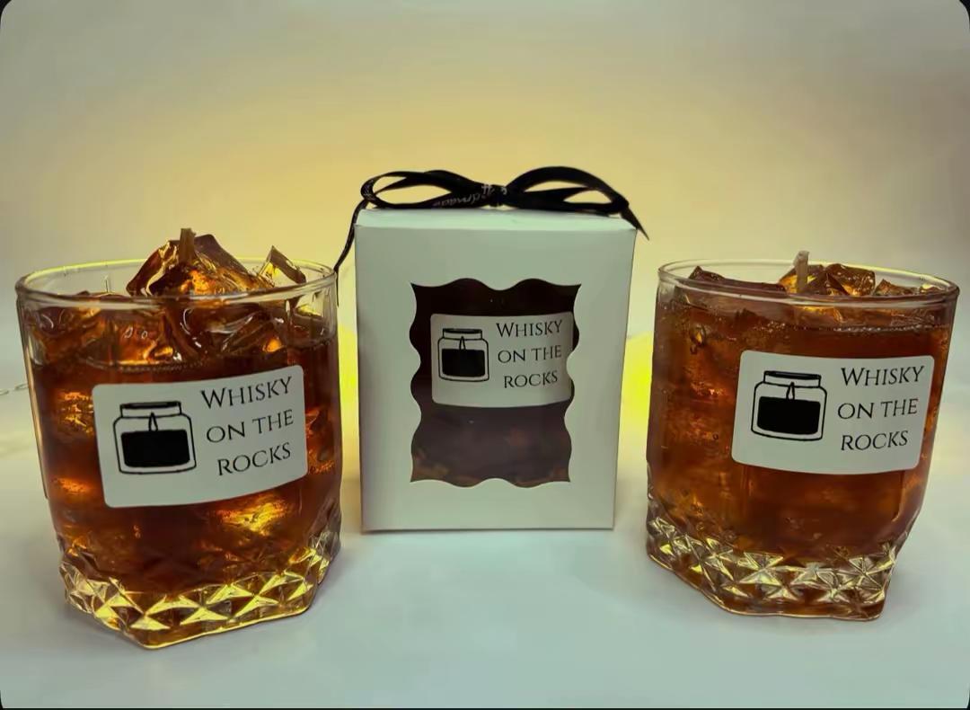 Lumanare Parfumata artizanala „Whisky on the Rocks”